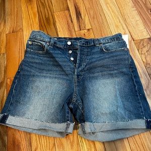 NWT Gap Cheeky Midi High Rise Denim Short
